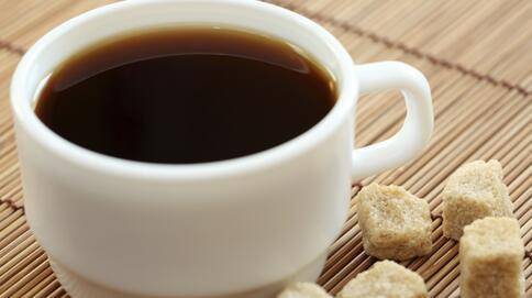 孕妇吃红糖就立刻滑胎：孕妇吃红糖就立刻滑胎—这个流传多年的说法，到底靠不靠谱？