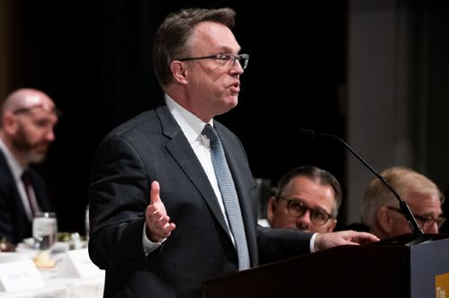 旧金山联储行长：决策者应该对12月降息可能性保持开放态度