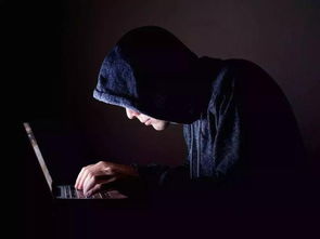 女人梦见被人追赶拼命逃跑躲藏:梦中惊魂,女人被追赶时的潜意识逃生指南