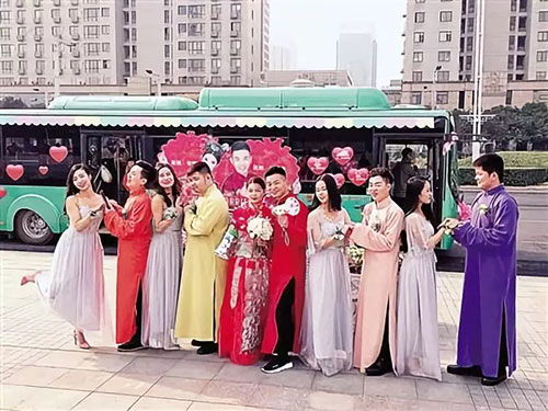 结婚吉日送什么花合适呢:结婚吉日送什么花合适呢?一份喜庆又得体的鲜花指南