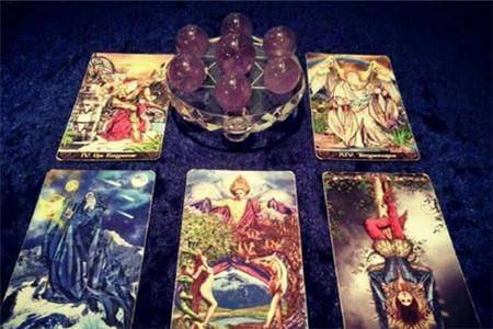 塔罗牌他把我放在心里吗：塔罗牌他把我放在心里吗