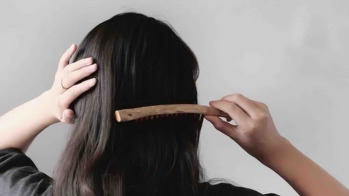 怎么让头发长得快:头发长得慢?掌握这5个科学方法,加速头发生长!