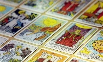 塔罗牌一号牌都代表什么:塔罗牌一号牌,揭开命运的罗盘,探索直觉的力量