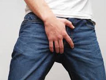 阴囊痒痒越抓越痒什么原因:阴囊奇痒难耐,真相竟然是这样! 阴囊痒痒越抓越痒什么原因:阴囊奇痒难耐,真相竟然是这样!