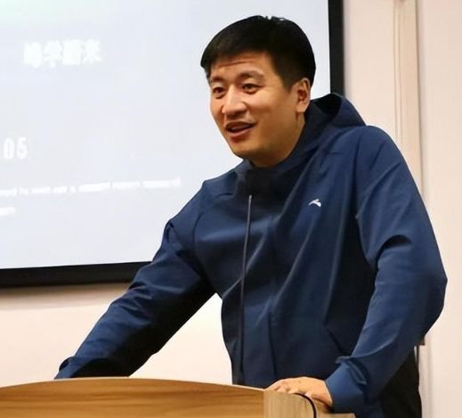 张雪峰建议避开15所考研院校(张雪峰考研值得报的学校)