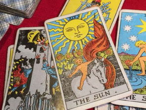 塔罗牌 第一张怎么看：塔罗牌第一张怎么看？初学者指南