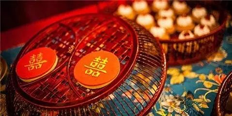 5月份适合结婚吉日：5月结婚吉日推荐，传统择吉与现代婚庆的完美结合