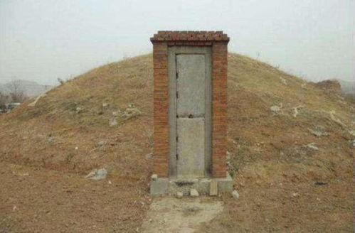 梦到坟墓和墓碑怎么回事：解密梦境，为何总梦见坟墓与墓碑？