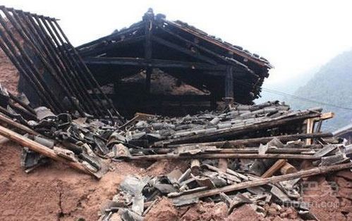 梦见地震高楼倒塌：梦中惊魂，地震与高楼倒塌的隐喻解析