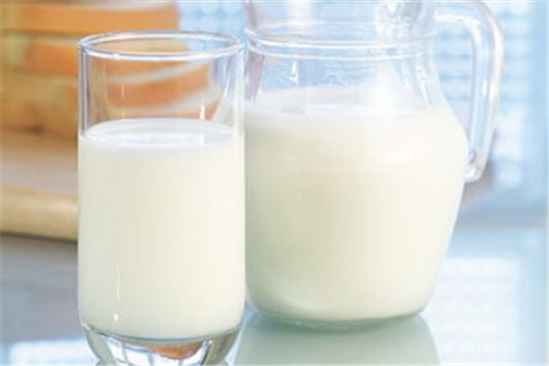 为什么晚上8点后不能喝牛奶:为什么晚上8点后不宜喝牛奶?这些原因你一定要知道 为什么晚上8点后不能喝牛奶:为什么晚上8点后不宜喝牛奶?这些原因你一定要知道
