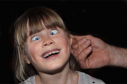 女人梦见掏耳屎特别多：梦境背后的隐喻，为何女人梦见掏耳屎特别多？