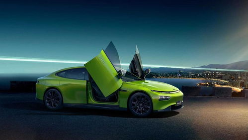 小鹏女性人形机器人里藏真人?何小鹏回应 小鹏女性人形机器人里藏真人?何小鹏回应