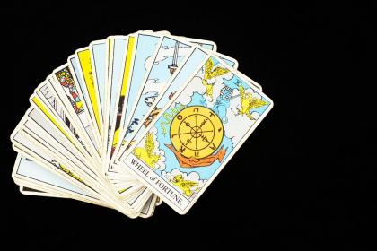 塔罗牌什么情况下用牌阵:什么时候该用塔罗牌牌阵?牌阵的适用场景解析 塔罗牌什么情况下用牌阵:什么时候该用塔罗牌牌阵?牌阵的适用场景解析