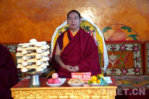 密宗上师和弟子姻缘对应:密宗上师与弟子的禁忌之恋,一场跨越伦理的修行?