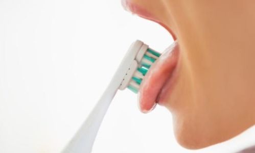 口舌生疮是胃火还是肝火:口舌生疮是胃火还是肝火?中医教你对症下药