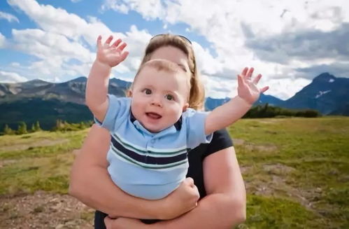 梦见抱着小女婴儿在怀里:梦中的拥抱,解析抱着小女婴儿的潜意识隐喻 梦见抱着小女婴儿在怀里:梦中的拥抱,解析抱着小女婴儿的潜意识隐喻