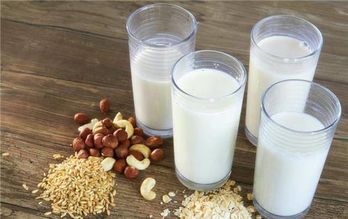 牛奶和奶粉哪个更有营养:牛奶与奶粉,哪个更有营养?