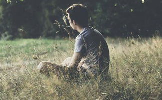 射手男被什么女的吃得死死的:射手男为何总被细节控吃得死死的?揭秘星座情感中的降维打击 射手男被什么女的吃得死死的:射手男为何总被细节控吃得死死的?揭秘星座情感中的降维打击