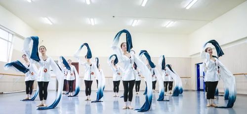 职业学校有什么专业适合女生(女孩读什么技校最好找工作) 职业学校有什么专业适合女生(女孩读什么技校最好找工作)