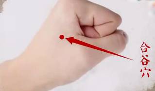 止咳按摩哪个部位最快:止咳按摩哪个部位最快?找到快速缓解咳嗽的穴位 止咳按摩哪个部位最快:止咳按摩哪个部位最快?找到快速缓解咳嗽的穴位