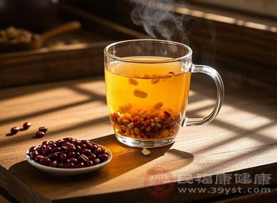 红豆薏米茶能减肥吗:红豆薏米茶,减肥神话还是现实?