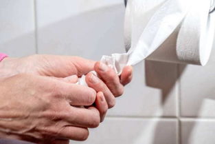 女性大便出血鲜红不痛:女性大便出血鲜红不痛,这些原因需警惕! 女性大便出血鲜红不痛:女性大便出血鲜红不痛,这些原因需警惕!