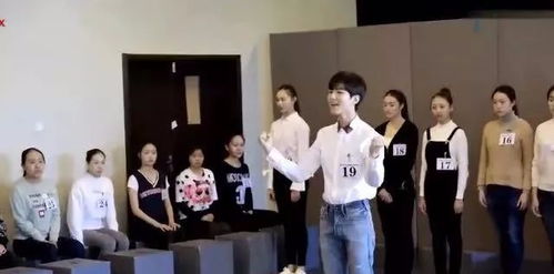 想当演员考什么学校(走艺考一年得花多少钱) 想当演员考什么学校(走艺考一年得花多少钱)