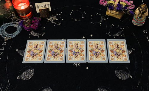 塔罗牌宝剑三对应大牌:塔罗牌宝剑三,对应大牌的深层解读与心灵启示 塔罗牌宝剑三对应大牌:塔罗牌宝剑三,对应大牌的深层解读与心灵启示