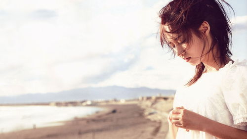 女人梦见房子塌了人没事:惊恐与安然,女人梦见房子塌了人没事的心理解读