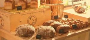 35元一个的面包在四线小城杀疯了