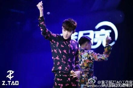 韩红献唱KPL鸟巢决赛夜 韩红献唱KPL鸟巢决赛夜