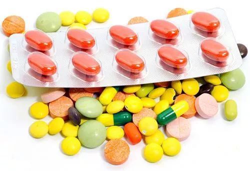 雷尼替丁治什么胃病:雷尼替丁,胃病患者的守护者—详解其治疗范围 雷尼替丁治什么胃病:雷尼替丁,胃病患者的守护者—详解其治疗范围