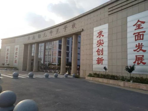 一天一个健康小知识:睡前黄金一小时,提升睡眠质量的健康小秘密