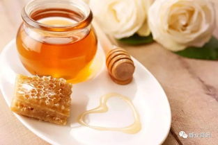 蜂蜜的好处和功效:蜂蜜的惊人功效,自然馈赠的健康宝藏