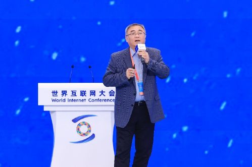 华为终端BG首席科学家田奇:好的交互环境和强大基模,是AGI两大基石