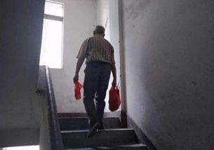 梦见电梯失控但人没事:梦中电梯失控,醒来庆幸没事,一场虚惊还是潜意识的警示? 梦见电梯失控但人没事:梦中电梯失控,醒来庆幸没事,一场虚惊还是潜意识的警示?