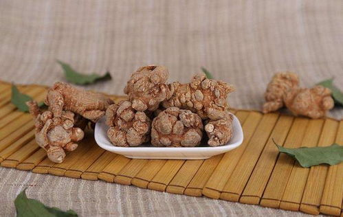 三七的功效与作用及食用方法:三七的功效与作用及食用方法 三七的功效与作用及食用方法:三七的功效与作用及食用方法