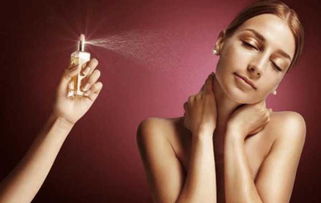 女人梦见自己在淋浴:神秘淋浴,女人梦中水的隐喻