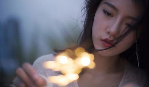 谁会暗恋双子座：谁会暗恋双子座？解码双子的隐秘心动法则