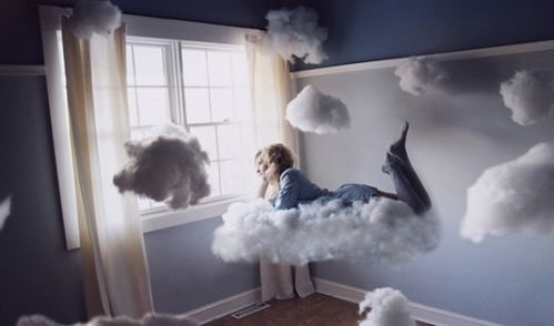 梦到已故亲人跟自己说话：梦境中的呼唤，梦到已故亲人跟自己说话