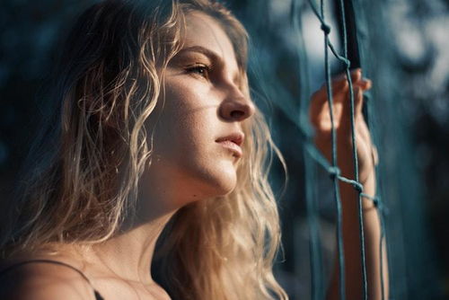 天秤男对你上头了的表现：天秤男对你上头了的表现，优雅浪漫背后的心动信号