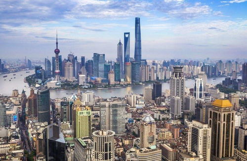 梦见高楼倒塌自己和家人没事：梦魇中的转机，高楼倒塌与家人的平安