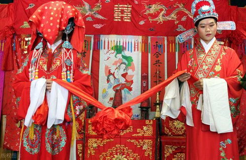 啼笑姻缘凤喜妈被惩罚：啼笑姻缘，凤喜妈的惩罚大戏