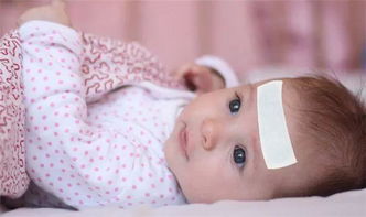 宝宝反复发烧怎么回事：宝宝反复发烧怎么办？儿科医生详解5大常见原因及应对策略