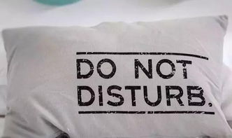 枕头上放一物治好失眠:枕头边放一物,竟让失眠不再来?