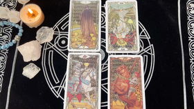 塔罗牌我的前任会怎么样：塔罗牌解密，我的前任会怎么样？一场关于过去与未来的心理探索