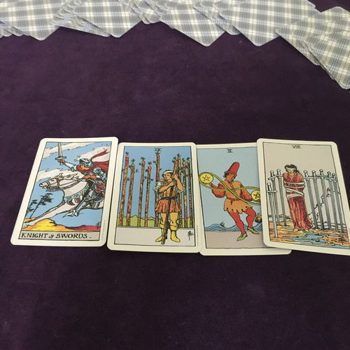 塔罗牌第三者的牌：塔罗牌中的第三者牌，解读关系中的微妙与影响