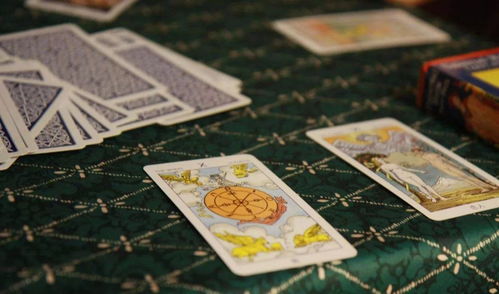 塔罗牌上的宝剑怎么做的：神秘宝剑牌，从设计到制作的完整指南