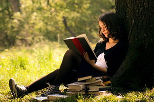 已婚女人梦见去世的人还活着：已婚女人梦见去世的人还活着，梦境背后的心理与文化解读