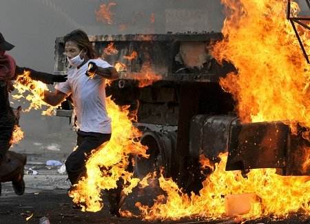 梦见着火了是什么征兆:梦见着火了是吉兆还是凶兆?心理学与传统文化双重解读 梦见着火了是什么征兆:梦见着火了是吉兆还是凶兆?心理学与传统文化双重解读